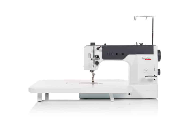 Bernette b08 Straight Stitch