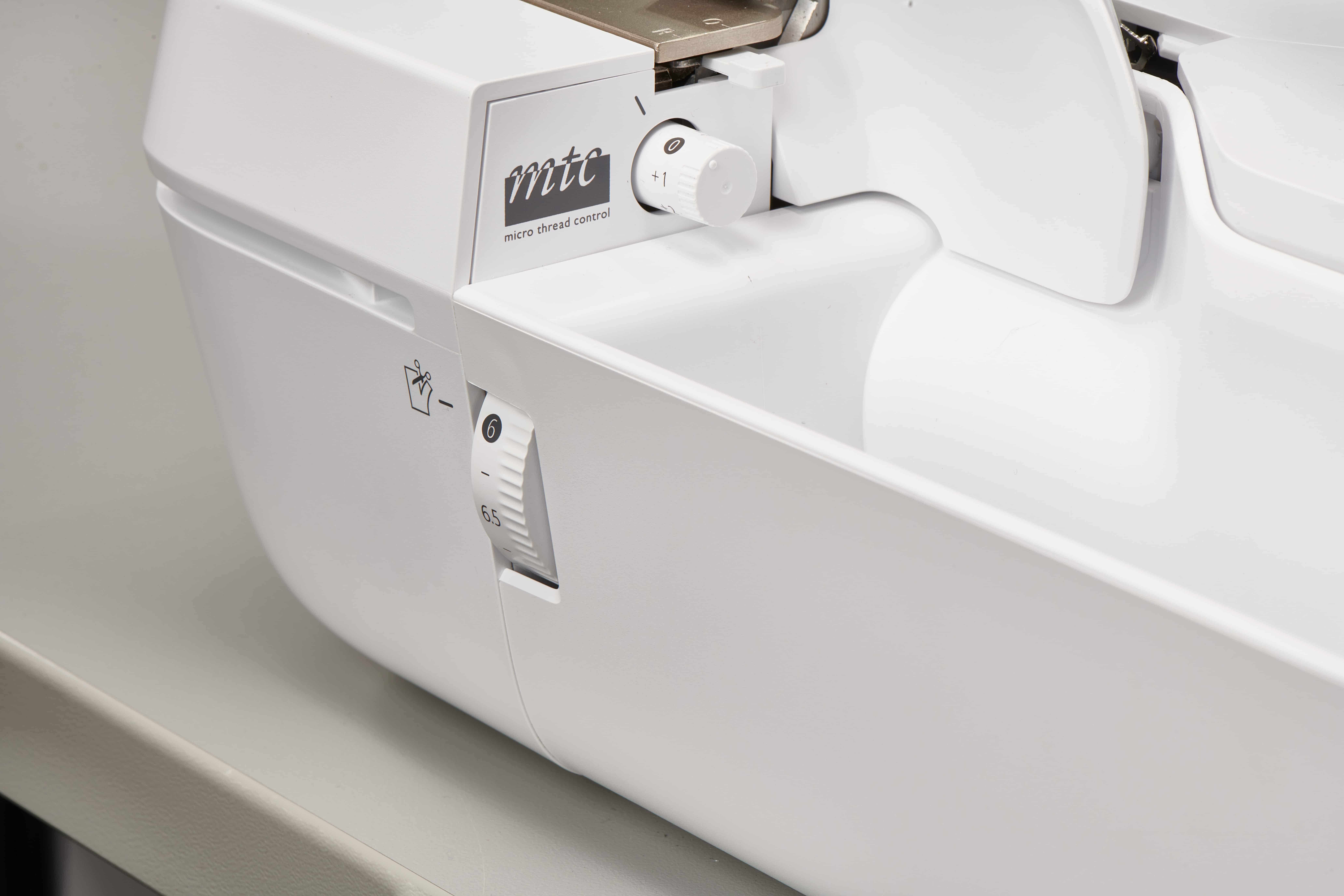 Bernina L650 pre order - Afbeelding 4